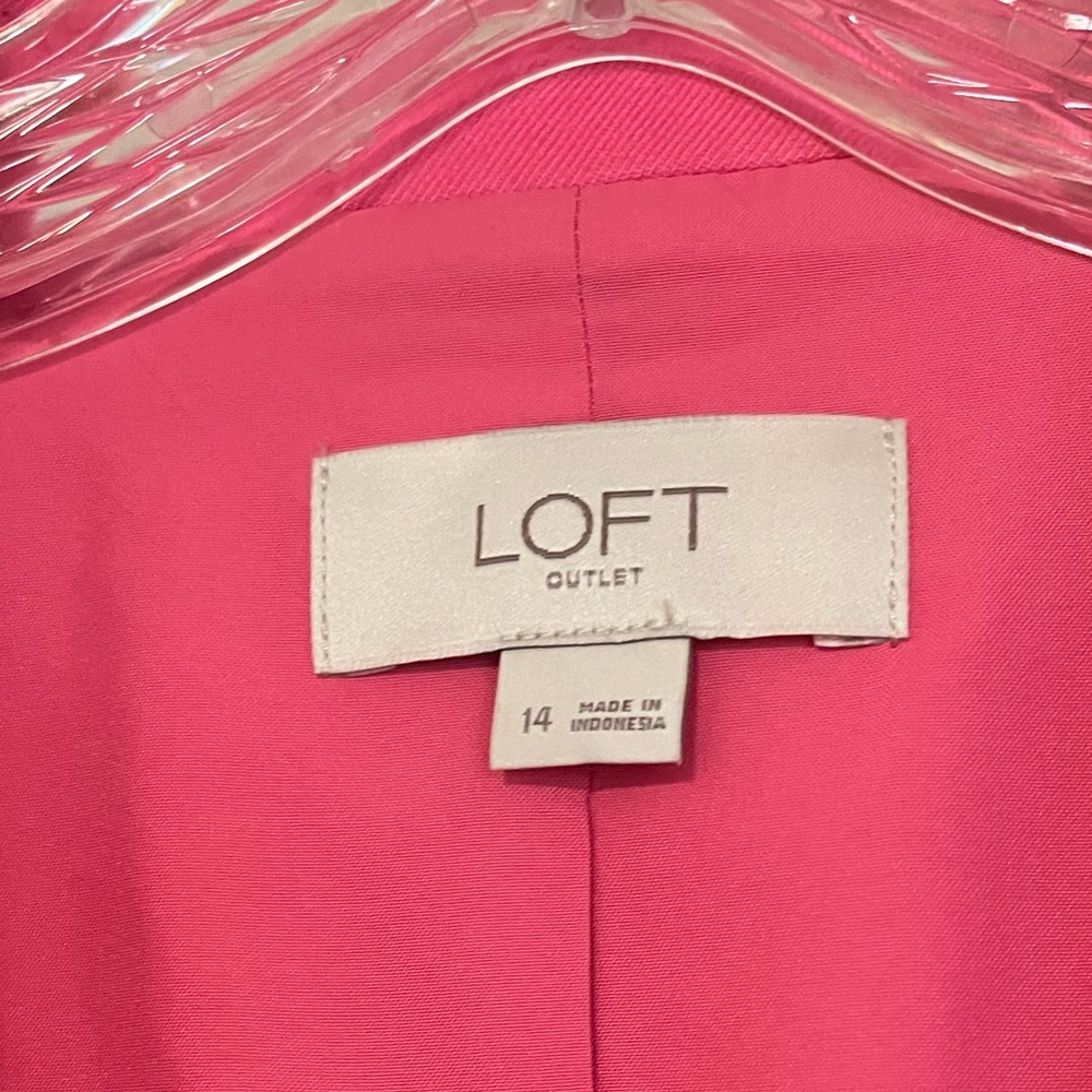 Loft One-Button Classic Blazer - Picture 6 of 9